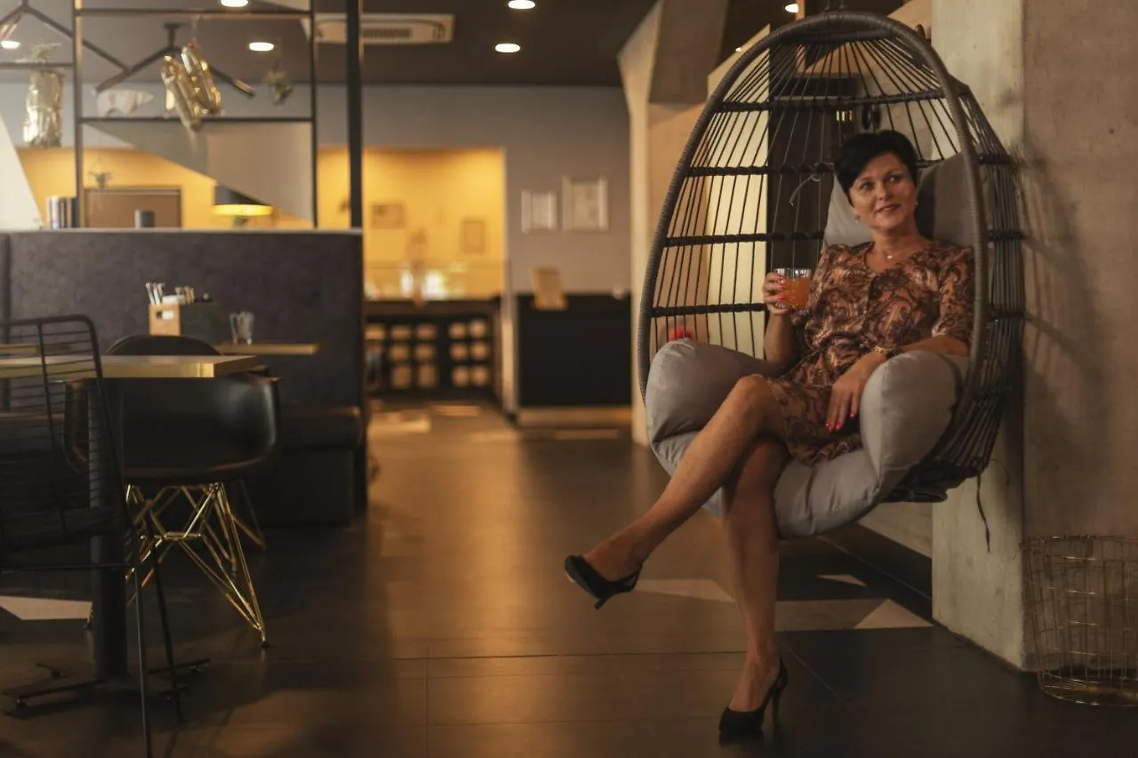 Holiday Inn - The Niu, Coin Frankfurt Ostend By Ihg Φραγκφούρτη Ξενοδοχείο